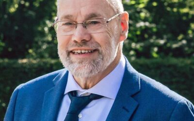 In memoriam Jan Emmens
